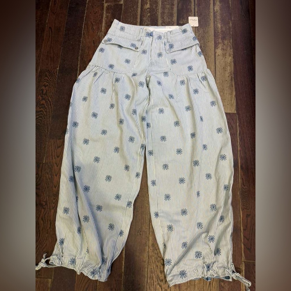 We The Free Lotus Embroidered Railroad Balloon Jeans free people - Picture 5 of 7